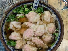 招牌野馄炖-老谢野馄饨(延安路店)