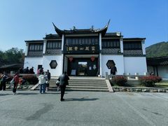 -灵岩山风景区