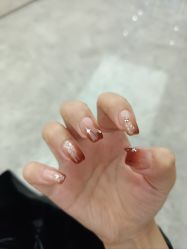 -UGIRL有个美甲