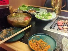 -臻牛烤肉