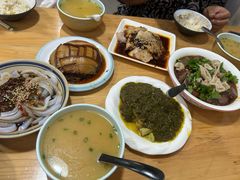 -朱大嘴肥肠血旺(福字街店)
