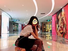 -银泰百货(厦门国贸中心店)