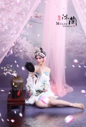 点击看大图 -后宫·古装汉服京剧儿童亲子全家福摄影
