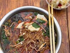 -老五鸡丝豆花面粉(瑞金北路68号院店)