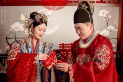 -第一夫人婚纱摄影(南京店)