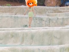 -十万大山布透温泉