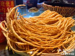 -华盛园卷子王农家菜水库鱼