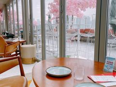 靠窗位-城市露台景观餐厅(淮海路店)