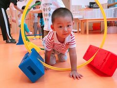 -小门牙好性格托育(北外滩中心)