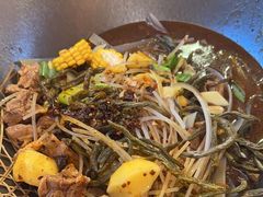 -人民公社铁锅炖·东北菜(卫国道店)