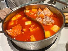 酸汤猪脚锅-小街猪手(团结湖店)