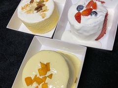 网红红丝绒草莓奶盖流心-糕小爱·动物奶油生日蛋糕定制(江阴店)
