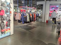 -李宁(大商新玛特店)