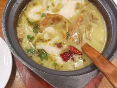 -周鱼小馆石锅酸菜鱼(活力汇店)