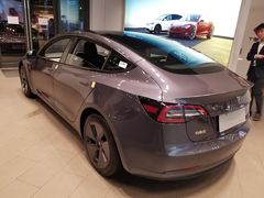 -TESLA 特斯拉(上海太古汇体验店)