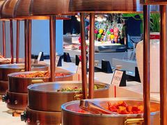 -涨巢·潮玩水疗局