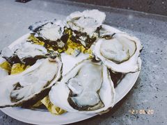 -HIHE Bistro·Oyster Bar(华熙live店)