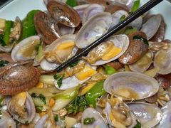 -荣基四海一家·家常菜·海鲜大排档(新安店)