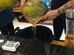 -东椰·海南椰子鸡火锅(朝阳门店)