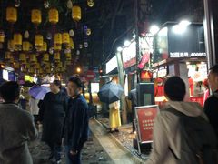 -八一好吃街·高品美食广场