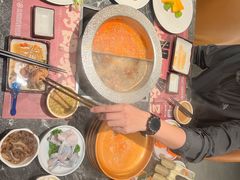 -牛YO寿喜烧·铁板烧和牛火锅自助(市府恒隆店)