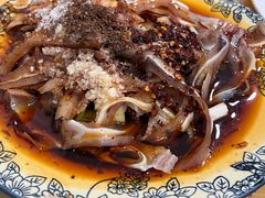 凉拌耳朵-温记府廟豆汤饭·始于1955年(海椒店)