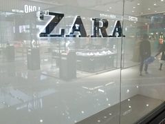 -ZARA(万达广场二七店)