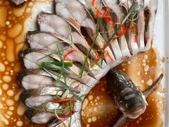 清蒸武昌鱼-莲餐厅·湖北菜·藕汤是头牌(愚园路店)