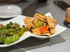 -郑享吃烧烤烩面(红专路店)