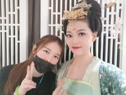 -盘子女人坊古装写真摄影(厦门总店)