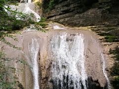 -牛角寨瀑布景区