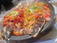 -鸣记脆皮烤鱼(三八广场店)