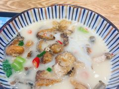 -鲜越鲜鱼粉(财富购物中心店)
