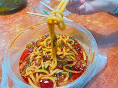 -玲玲米粉·新疆现炒米粉(大十字总店)