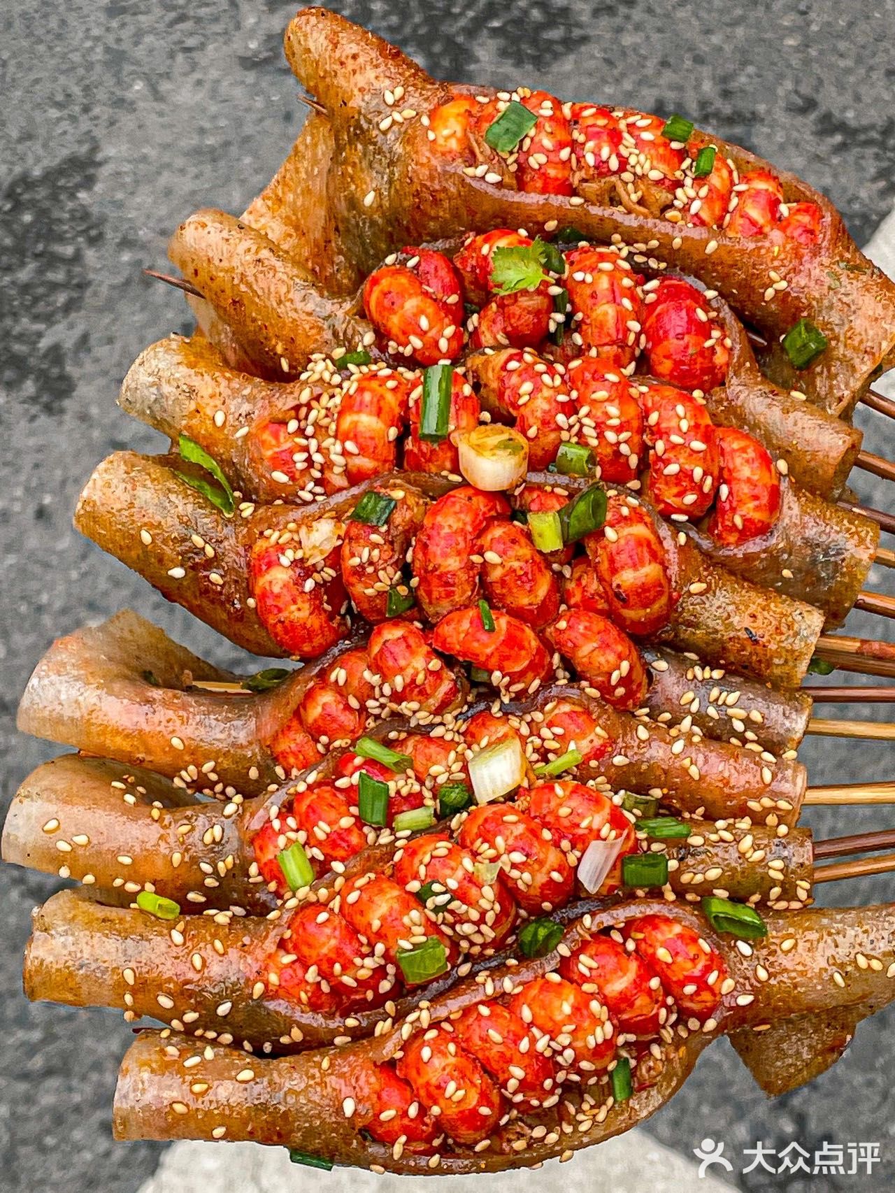 等疫情好了一定要去成都吃这家小龙虾苕皮啊…