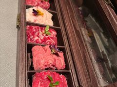 -左庭右院鲜牛肉火锅黑金店(陆家嘴中心店)