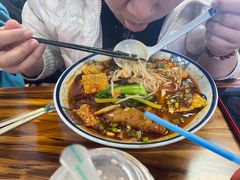 -螺阿牛柳州螺蛳粉·特色煲仔饭