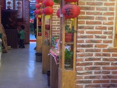 -闯关东东北农家菜(崂山石老人店)