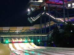 -乐华城·88度温泉乐园