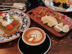 牛油果吐司-Alimentari早午餐(安福路店)