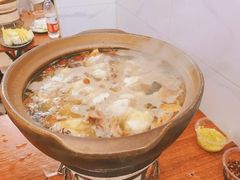 -威邵鸡煲(西华路总店)