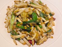 -魏铭鱼头捞饭(晋阳路店)