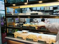 面包甜点陈列柜-袁记云饺(瞿溪路店)