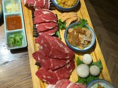 -明洞阿姨·韩式酱蟹烤肉·创意料理(三元桥店)