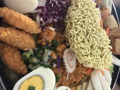 韩式鸡肉火锅-欧巴来了韩式料理