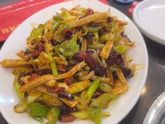 -瑞杰烧烤店·24小时营业(山东路店)