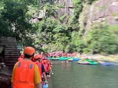 -雅鲁激流探险漂流