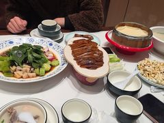 -梅利汴京烤鸭•开封豫菜地标店(东司门店)