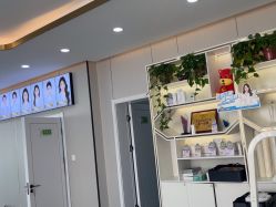 -苗医生0感祛痘连锁