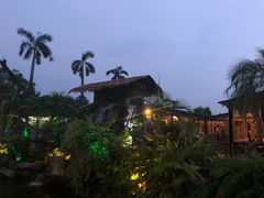 -花溪雨·森林餐厅(石基店)